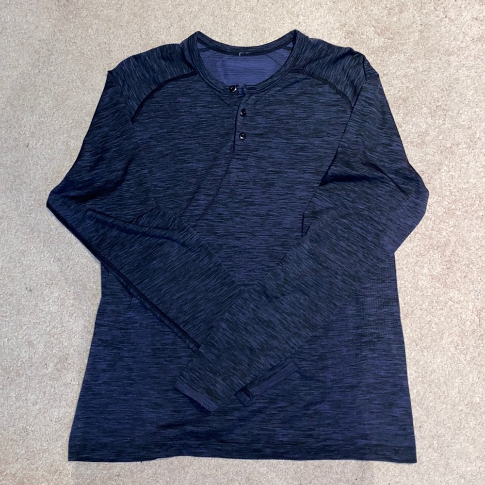 Lululemon Men’s Henley shirt